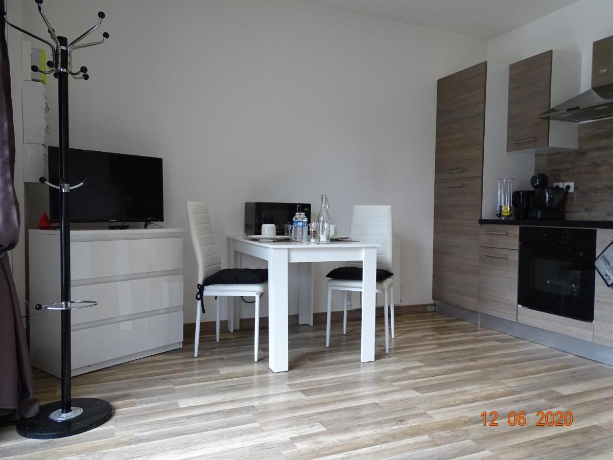 Legend- Parking privé- Terrasse privée- Wifi - Convert Bourg-en-Bresse Exterior foto