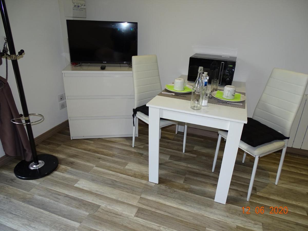 Legend- Parking privé- Terrasse privée- Wifi - Convert Bourg-en-Bresse Exterior foto