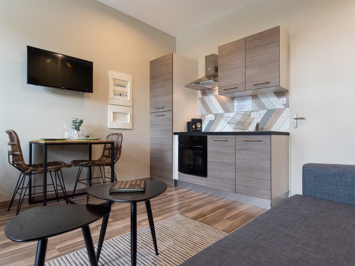 Legend- Parking privé- Terrasse privée- Wifi - Convert Bourg-en-Bresse Exterior foto
